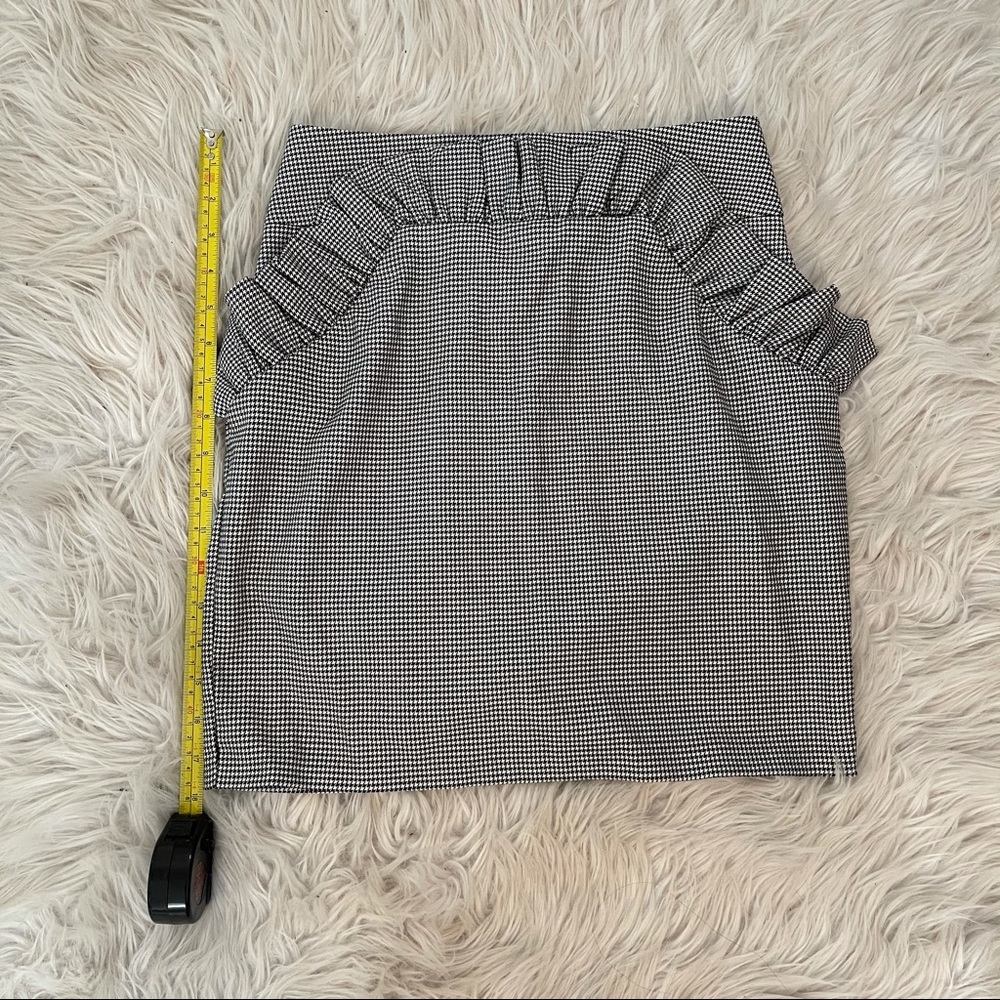 H&M Black and White Skirt